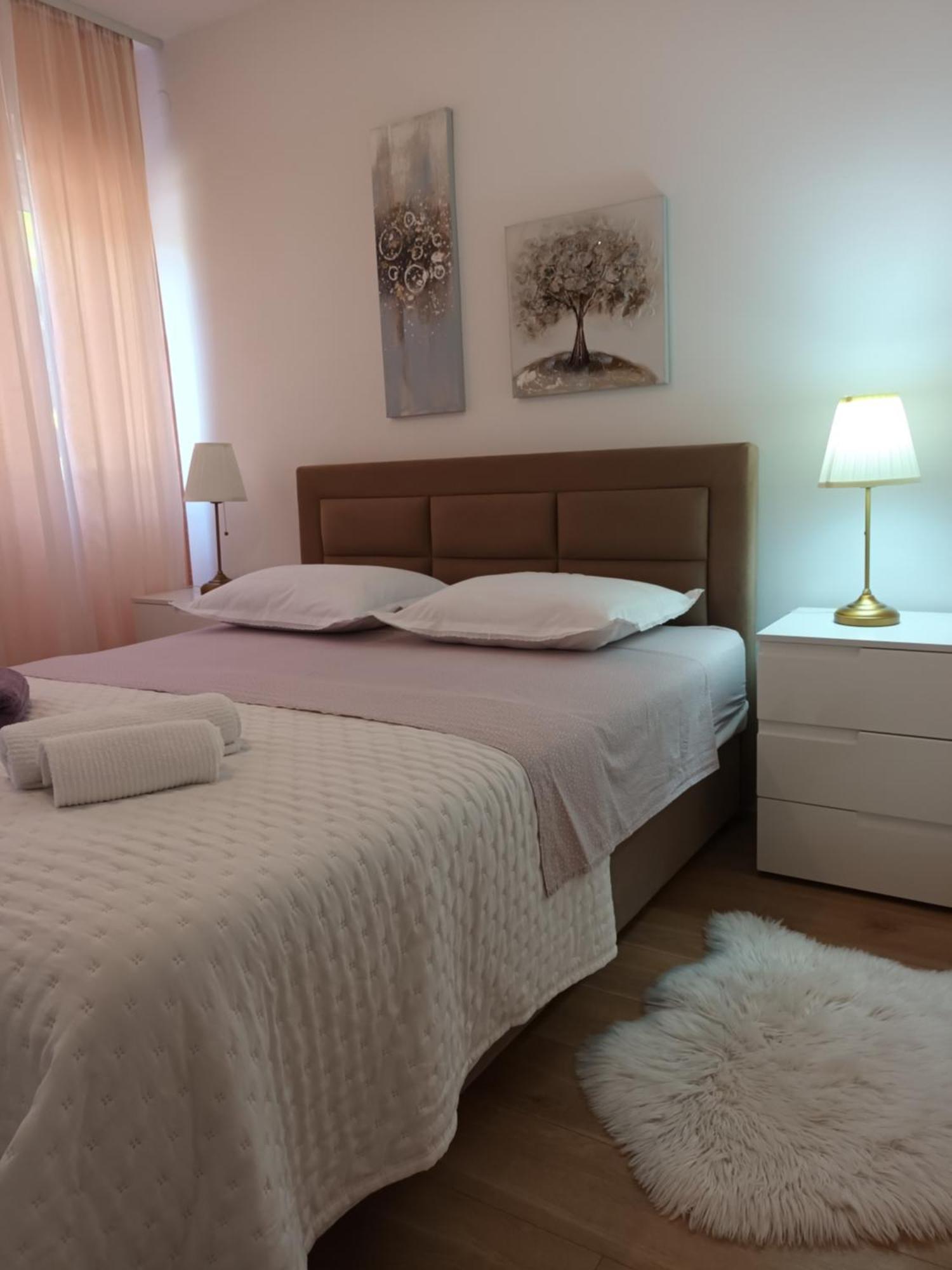 Leona Apartment-perfect For Four Apartmán